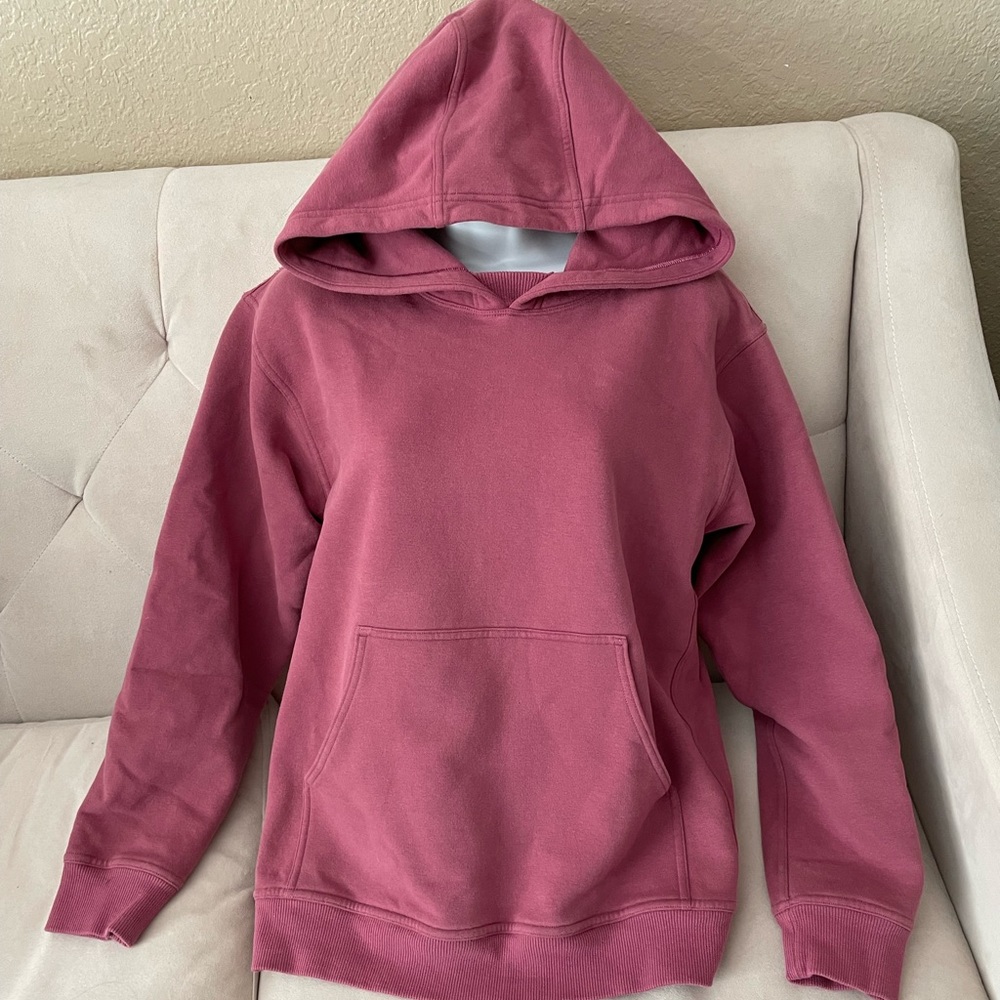 Lululemon sweatshirt